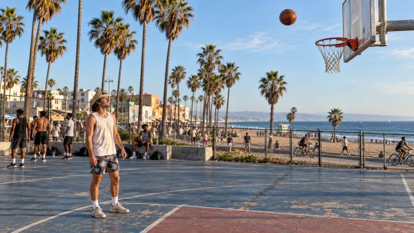 Why airballs happen: funniest GIFs and memes to share